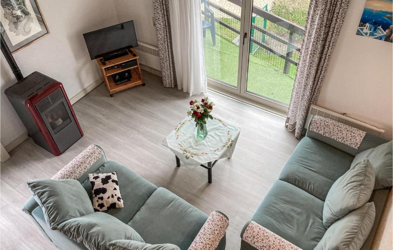 Gorgeous Apartment In Bredene With Kitchen Bagian luar foto