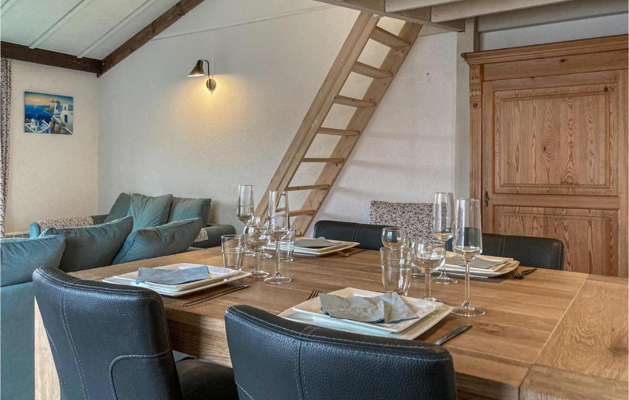 Gorgeous Apartment In Bredene With Kitchen Bagian luar foto